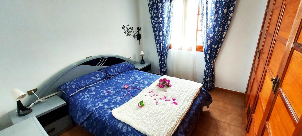 Los Cristianos Apartment, 1 Bedroom Wifi Free & Big Terrace Bagian luar foto